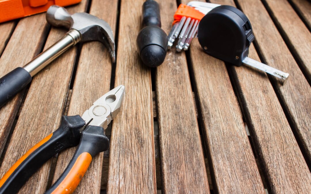 Tools to perform outdoor lighting maintenance